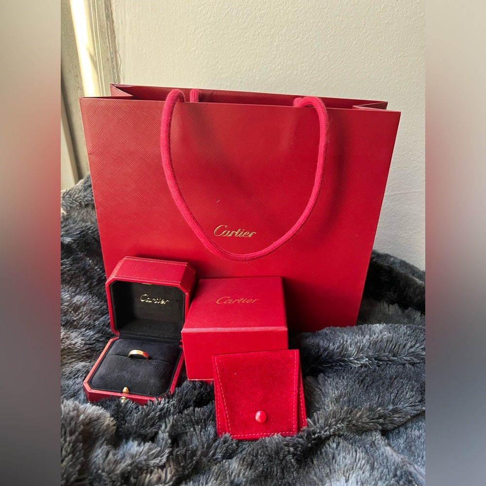 Cartier love ring size 52